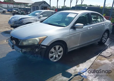 2009 Honda Accord 2.4 Ex-L z USA, uszkodzony, nr VIN 1HGCP26849A025283